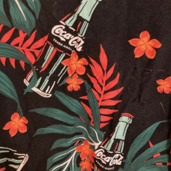 Mens Tropical Coca Cola shirt short sleeve medium  button up - Picture 4 of 5